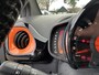 Toyota Aygo 1.0 VVT-i x-JBL | Zeer Complete Uitvoering | Multimediascherm met Navigatie via Telefoon | Climate Control | Camera | Lichtmetalen Velgen | Mistlampen | JBL Audio met Subwoofer | Volledig Dealer Onderhouden | Bi-Tone Kleurstelling |