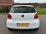 Volkswagen Polo 1.4-16V Highline / Airco-Clima / Cruise Control / Radio-CD / Voorstoelverwarming / PDC / Zwarte LMV'