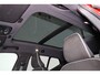 Volvo XC40 T4 R-Design - Panorama/schuifdak - IntelliSafe Assist & Surround - 360º Camera - Verwarmde voorstoelen, stuur & achterbank - Parkeersensoren voor & achter - Elektr. bedienb. voorstoelen met geheugen links - Standkachel - Extra getint glas - Elektr. inklapbare trekhaak - 18' LMV