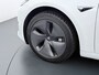Tesla Model 3 RWD SR+ 60kWh 325PK Lmv 18" AutoPilot Leder PanoDak Adaptive-Cruise Lmv Camera's Elektr.-Stuur+Stoelen+Spiegels+Geheugen+Easy-Entry+Verwarmde stoelen Park assistent PDC WIFI Lane-Assist Speed-Assist Navi LED Comfortstoelen ACC DAB Keyless en Voorverwarmen interieur via App One-Pedal-Drive Origineel Nederlandse auto tot 11kw laden thuis! Garantie Accu tot 10-12-2027 max 160.000km 1.584kg licht!