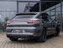Porsche Cayenne Coupé 3.0 E-Hybrid | SPORTDESIGN | SPORTCHRONO | SOFTCLOSE | PANORAMADAK | PASM LUCHTVERING | 18-WEG STOELEN | TREKHAAK | 360 CAMERA | BOSE AUDIO | SPORTUITLAAT EINDSTUKKEN ZWART | STUUR + STOELVERWARMING