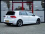 Volkswagen Golf 1.4 TSI ACT Highline R-Line | Stoelverwarming | Camera | Navigatie | ErgoActive Seats | Climate Control | Adaptieve Cruise Control | PDC | 17'' Lichtmetalen Velgen | Apple Carplay | Android Auto |