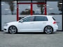 Volkswagen Golf 1.4 TSI ACT Highline R-Line | Stoelverwarming | Camera | Navigatie | ErgoActive Seats | Climate Control | Adaptieve Cruise Control | PDC | 17'' Lichtmetalen Velgen | Apple Carplay | Android Auto |