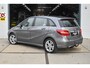 Mercedes-Benz B-klasse 180 Ambition *Halfleder | A/C | Navi | Cruise | Bluetooth | Parkeersensoren | 17" Lichtmetaal*