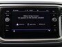 Volkswagen T-Roc 1.0 TSI 110 PK Style | Navigatie | Trekhaak | Parkeerhulp | 17" Kulmbach | Clima | CarPlay |
