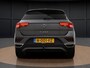 Volkswagen T-Roc 1.0 TSI 110 PK Style | Navigatie | Trekhaak | Parkeerhulp | 17" Kulmbach | Clima | CarPlay |