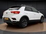 Volkswagen T-Roc 1.0 TSI 110 PK Style | Apple CarPlay | Clima | Parkeerhulp | Getint Glas |