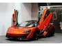 McLaren 600LT 3.8 V8 441kW/600pk SSG7 NOSELIFT + CERAMIC BRAKES + BOWERSW&WILKINS + ALCANTARA INTERIEUR + CAMERA + NAVIGATIE + EL.STOELVERSTELLING + CARBON IN-&EXTERIEURDELEN + ULTRA LIGHTWEIGHT 19"/20" LM-VELGEN!!