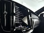 Volvo XC60 B5 Aut. Ultimate Dark | Panoramadak | Harman Kardon | 360º camera | Head-up display | Stoel- en Stuurverwarming | Trekhaak