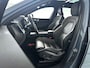 Volvo XC60 B5 Aut. Ultimate Dark | Panoramadak | Harman Kardon | 360º camera | Head-up display | Stoel- en Stuurverwarming | Trekhaak