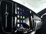 Volvo XC60 B5 Aut. Ultimate Dark | Panoramadak | Harman Kardon | 360º camera | Head-up display | Stoel- en Stuurverwarming | Trekhaak
