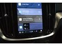 Volvo V60 2.0 T6 Plug-in hybrid AWD Plus Dark leer trekhaak 18 inch !!