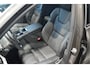 Volvo V60 2.0 T6 Plug-in hybrid AWD Plus Dark leer trekhaak 18 inch !!