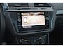 Volkswagen Tiguan 1.5 TSI ACT R-Line | TREKHAAK | CAMERA | DEALER ONDERHOUDEN | STOELVERWARMING | PANORAMADAK | APPLE CARPLAY