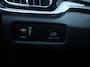 Volvo S60 2.0 B4 Inscription | Pilot assist | Multimedia/navi | Leder | Harman&Kardon | Stoelverwarming achter | Memory stoelen L+R |