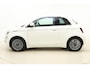 Fiat 500e Urban 42 kWh Camera | Stoelverwarming | Keyless | Navigatie via Carplay | Parkeersensoren voor en achter | Geen kilometers