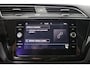 Volkswagen Touran 1.4 TSI Connected Series, R-line, 7-Persoons, Trekhaak, Apple Carplay/ Andriod auto, ACC,