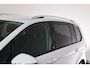 Volkswagen Touran 1.4 TSI Connected Series, R-line, 7-Persoons, Trekhaak, Apple Carplay/ Andriod auto, ACC,