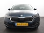 Skoda Octavia Combi 1.0 e-TSI Automaat Business Edition Climate control | Cruise control | Parkeersensoren | Navigatie | LED | Trekhaak | Lichtmetalen velgen | Apple Carplay / Android Auto