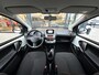 Toyota Aygo 1.0 VVT-i 5D Now | Airco | Nav. | C.V. | Dealer O.h.| NL Auto |