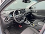 Hyundai Kona 1.6 GDI 141pk HEV Fashion | Camera | Trekhaak | Carplay | Premium audio | Climate controle | Adaptive cruise controle | Dodehoek detectie | Head up display | Navigatie | Keyless entry | Inklapbare spiegels