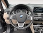 BMW 2-Serie Active Tourer 220i Centennial High Executive | Automaat | Trekhaak | Schuif-Kantel Dak | Navigatie | Parkeersensoren | Climate Control | Stoelverwarming |