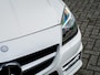 Mercedes-Benz SLK 350 Edition 1 AMG | Magic Sky Control | Stoelverwarming | Nek Verwarming | Harman & Kardon | Rundleder met Rode Sticksels | Parkeersensoren | Navigatie | Bluetooth | Parelmoer Lak | Bi-Xenon | LED Achter |