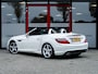 Mercedes-Benz SLK 350 Edition 1 AMG | Magic Sky Control | Stoelverwarming | Nek Verwarming | Harman & Kardon | Rundleder met Rode Sticksels | Parkeersensoren | Navigatie | Bluetooth | Parelmoer Lak | Bi-Xenon | LED Achter |