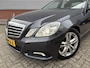 Mercedes-Benz E-klasse 200 CGI Business Class Avantgarde | Dealer Onderhouden | Xenon | Navigatie | Parkeersensoren |