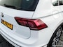 Volkswagen Tiguan 1.4 TSI ACT DSG Highline R-Line| Panoramadak | Camera | Adaptieve cruise | Trekhaak