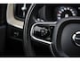 Volvo XC60 2.0 B4 Inscription | Trekhaak | Panoramadak | Lederen bekleding | Harman Kardon audio | Stoel- en stuurwielverwarming | Parkeersensoren voor + achter | Achteruitrijcamera | Navigatie | Apple Carplay / Android Auto |