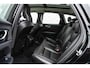 Volvo XC60 2.0 B4 Inscription | Trekhaak | Panoramadak | Lederen bekleding | Harman Kardon audio | Stoel- en stuurwielverwarming | Parkeersensoren voor + achter | Achteruitrijcamera | Navigatie | Apple Carplay / Android Auto |