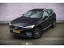 Volvo XC60 2.0 B4 Inscription | Trekhaak | Panoramadak | Lederen bekleding | Harman Kardon audio | Stoel- en stuurwielverwarming | Parkeersensoren voor + achter | Achteruitrijcamera | Navigatie | Apple Carplay / Android Auto |