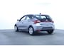 Hyundai i20 1.0 MPI Comfort Camera | Stoel en Stuurverwarming | Carplay | DAB | Airco | Cruise 16" Lichtmetaal | Achteruitrijcamera | Airco | Apple Carplay/Android Auto|telefoonintegratie premium