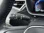Toyota Corolla Cross Hybrid 200 Executive | Panoramadak | Leder | Navigatie | Dodehoek detectie | Stoel-/stuurverwarming | JBL | Parkeersensoren voor/achter