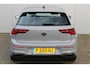 Volkswagen Golf 1.5-150pk TSI Highline. Erg nette, sportieve en goed onderhouden VW Golf ! Slechts 41.000km ! Autm. airco dual, digitaal dashb., adapt. cruise cntrl, navigatie, tel. voorb., trekhaak + afn. kgl, IQ lights, LM wielen, elektr. panoramadak, stoel- en stuurverwarming etc.