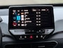 Volkswagen ID.3 Business 58 kWh, achteruitrijcamera, stoel-stuurverwarming, parelmoer wit, afn.trekhaak, luxe uitvoering
