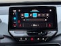 Volkswagen ID.3 Business 58 kWh, achteruitrijcamera, stoel-stuurverwarming, parelmoer wit, afn.trekhaak, luxe uitvoering