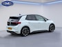Volkswagen ID.3 Business 58 kWh, achteruitrijcamera, stoel-stuurverwarming, parelmoer wit, afn.trekhaak, luxe uitvoering