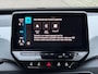 Volkswagen ID.3 Business 58 kWh, achteruitrijcamera, stoel-stuurverwarming, parelmoer wit, afn.trekhaak, luxe uitvoering