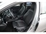 Mercedes-Benz A-klasse 200 Business Solution Automaat Half Leder Full LED Sportstoelen Widescreen Carplay Android Navigatie Achteruitrijcamera Clima Cruise 19 inch AMG Look Velgen Nieuwe Banden! Stoelverwarming