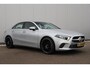 Mercedes-Benz A-klasse 200 Business Solution Automaat Half Leder Full LED Sportstoelen Widescreen Carplay Android Navigatie Achteruitrijcamera Clima Cruise 19 inch AMG Look Velgen Nieuwe Banden! Stoelverwarming