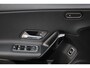 Mercedes-Benz A-klasse 200 Business Solution Automaat Half Leder Full LED Sportstoelen Widescreen Carplay Android Navigatie Achteruitrijcamera Clima Cruise 19 inch AMG Look Velgen Nieuwe Banden! Stoelverwarming