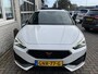 CUPRA Leon Sportstourer 1.4 e-Hybrid VZ Performance / AUTOMAAT/ 245 PK/ PANO/ LEER/ SUPER-SPORTSTUUR/ ELEKTR. STOEL/ KEYLESS/ 19" LMV/ FULL LINK/ RIJ-MODI/ STOEL-STUUR VERWARM./ PARK. SENSOREN + CAMERA