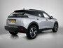 Peugeot 2008 1.2 Allure 100pk | Navigatie | Climate Control | Cruise Control | Achteruitrijcamera | Parkeersensoren Voor + Achter | DAB Ontvanger | 17" Lichtmetalen Velgen | LED | Apple Carplay/Android Auto |