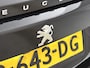 Peugeot e-2008 EV Allure Pack 50 kWh 136pk Automaat | 1ste Eigenaar | Navigatie | Climate Control | Adaptieve Cruise Control | Achteruitrijcamera | DAB Ontvanger | 17" Lichtmetalen Velgen | LED | Apple Carplay/Android Auto |