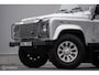 Land Rover Defender 90 2.4 TD | youngtimer | Lage km stand | airco | Stoelverwarming | sawtooth | led | rijklaarprijs |