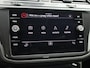Volkswagen Tiguan 1.5TSI/150PK Life R line DSG · Navigatie · Apple/Android Car Play · Stoel-& stuurverwarming · Garantie tot april 2026 Of 100000km.