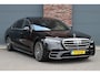 Mercedes-Benz S-klasse 400d 4MATIC Lang AMG Line Aut9 | Airmatic | Achterasbesturing | Distronic+ | Zonweringspakket | Burmester | Stoelventilatie | Verwarmd Stuurwiel | HUD | Vlakkenverwarming |