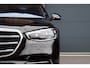 Mercedes-Benz S-klasse 400d 4MATIC Lang AMG Line Aut9 | Airmatic | Achterasbesturing | Distronic+ | Zonweringspakket | Burmester | Stoelventilatie | Verwarmd Stuurwiel | HUD | Vlakkenverwarming |